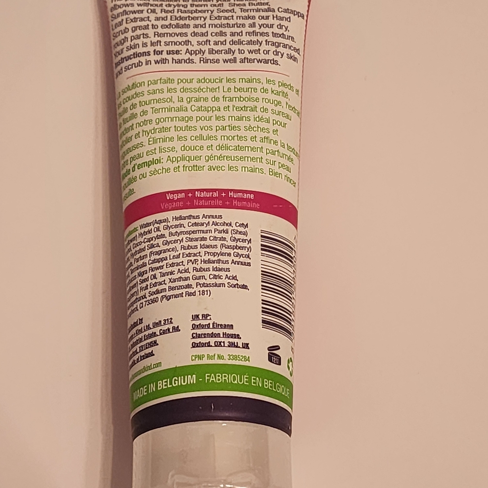 Humankind Hand Scrub with Raspberry and Elderflower - Picture 5 of 6